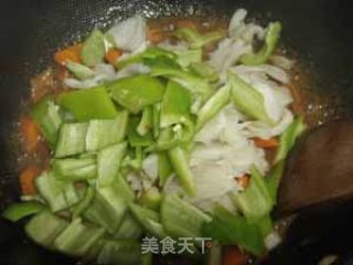彩蔬酱烧猪柳的做法步骤：4