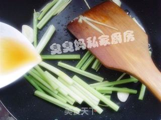 浓汤带鱼的做法步骤：2