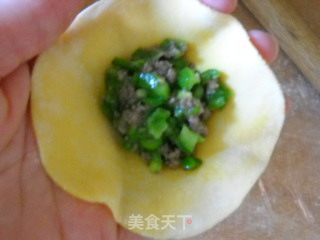 彩色牛肉馅蒸饺的做法步骤：2