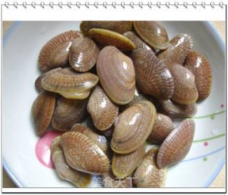 蒜蓉炒花甲的做法步骤：2