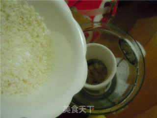 杏仁米浆的做法步骤：3