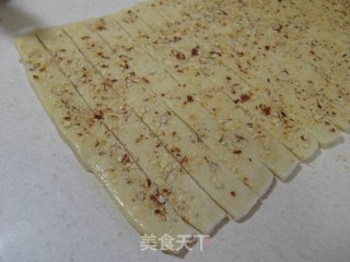 好吃不停口--杏仁酥条的做法步骤：2