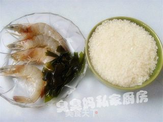 虾仁海木耳焖饭的做法步骤：2