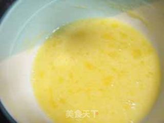 双色卷阿拉棒的做法步骤：6