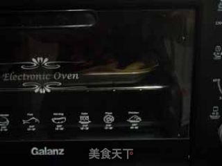 双色卷阿拉棒的做法步骤：6