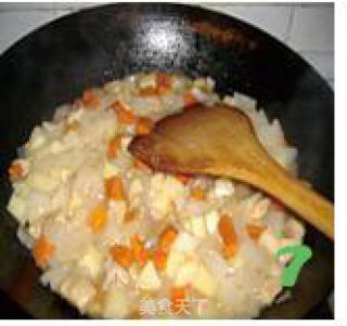 咖喱鸡饭的做法步骤：3