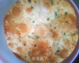 美味猪油葱花油饼的做法步骤：2