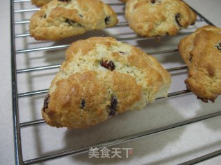 英式茶点--蔓越莓司康--Cranberry Scones的做法步骤：2