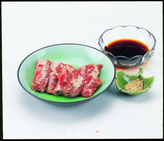 低脂红烧排骨的做法步骤：2
