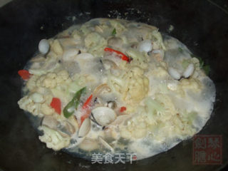 菜花煮沙白的做法步骤：2