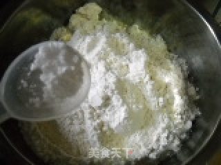 无水蜂蜜花生酥的做法步骤：2