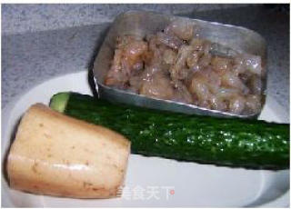 虾仁三丁的做法步骤：4