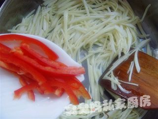 茭白肉丝的做法步骤：2