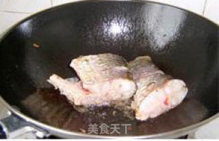 家庭版灶台鱼的做法步骤：3