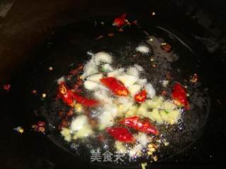 芹菜鳝鱼丝的做法步骤：5