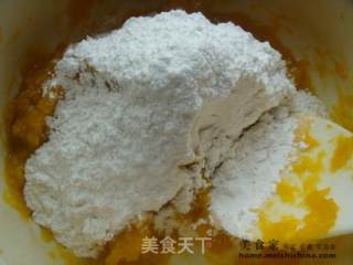 芝麻南瓜饼的做法步骤：3