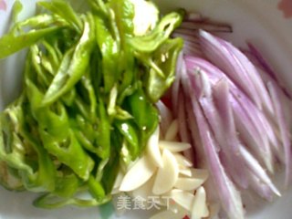 醋香平菇的做法步骤：2