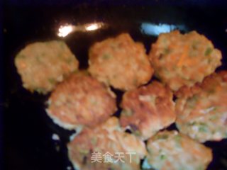 鸡肉藕饼的做法步骤：2
