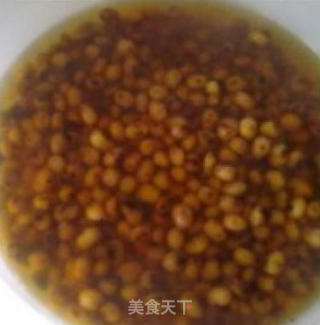 黄豆煮鲫鱼的做法步骤：2