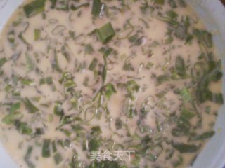 葱花肉松饼的做法步骤：2