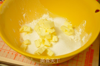 肉香四溢 肉松马芬的做法步骤：4