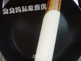 荷叶饼的做法步骤：2