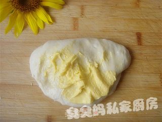 红豆面包超人的做法步骤：2
