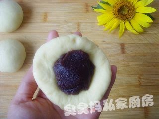 红豆面包超人的做法步骤：2