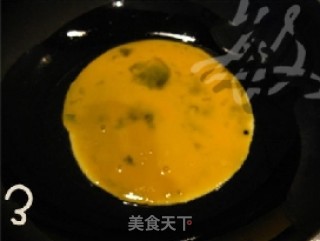 5步轻松做出美味早餐——法式培根鸡蛋堡的做法步骤：3