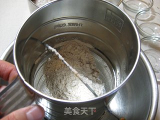 西葫芦瓜面包--用蔬菜做面包--Zuchicini Bread的做法步骤：4