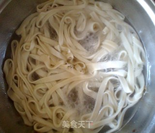 家乡风味：羊肉臊子面的做法步骤：2