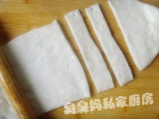 安心油条的做法步骤：2