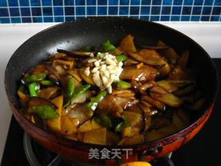 地三鲜的做法步骤：4