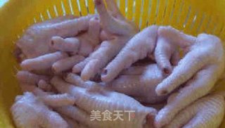 凤爪的做法步骤：2
