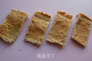 吐司香肠卷的做法步骤：2