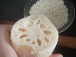话梅桂圆冰糖糯米藕的做法步骤：2