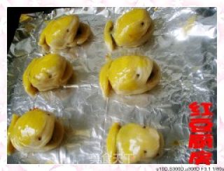 青蛙酥的做法步骤：2
