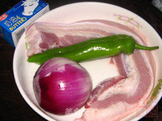 泰酱木瓜煮酥肉的做法步骤：2