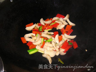 蚝油鲍菇扒豆腐的做法步骤：3