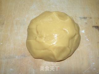 百花照福——蜜饯月饼的做法步骤：5