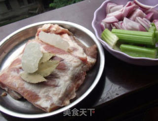 酱烧骨的做法步骤：2