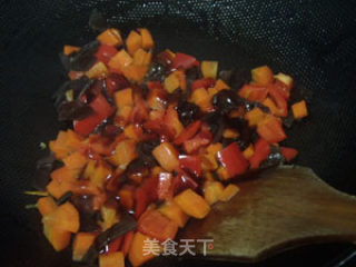 蚝油杂蔬炒饭的做法步骤：5