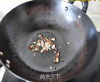 油爆口味凤尾虾的做法步骤：3