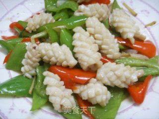 鱿鱼花刀详细图解的做法步骤：2