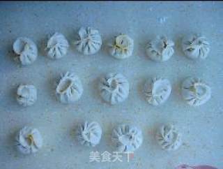 美味蟹黄包的做法步骤：4