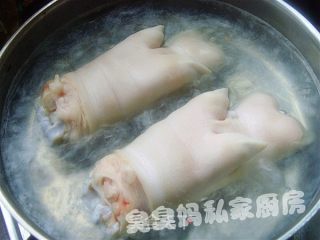 潇湘猪手的做法步骤：3