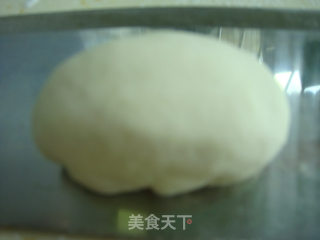 小兔子豆沙包的做法步骤：2