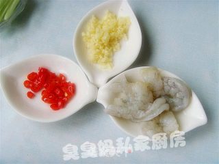 泰式银耳沙拉的做法步骤：3