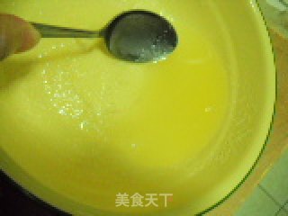 蛋香芝麻甜薄脆的做法步骤：2