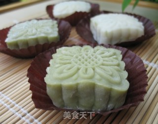 抹茶双色冰皮月饼的做法步骤：2